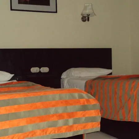Elysees Apartment Hotel