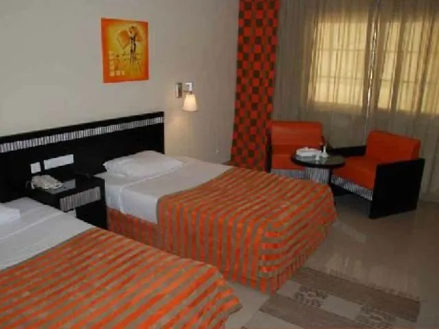 Apartmanhotel Elysees Gurdaka
