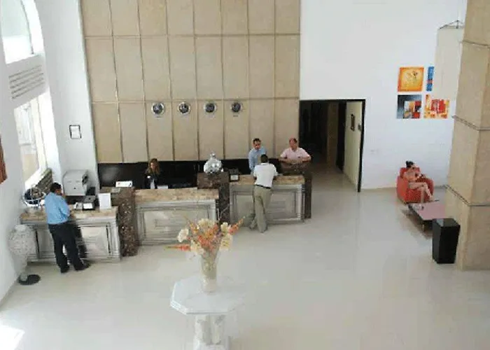 Apartmanhotel Elysees Gurdaka