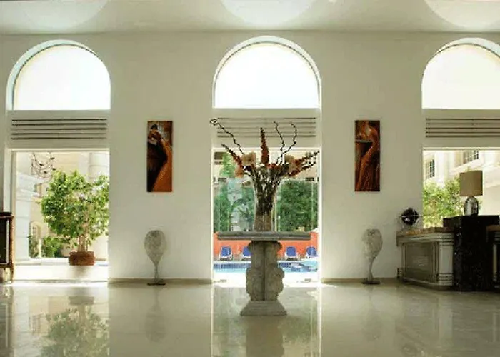 Apartmanhotel Elysees 4*