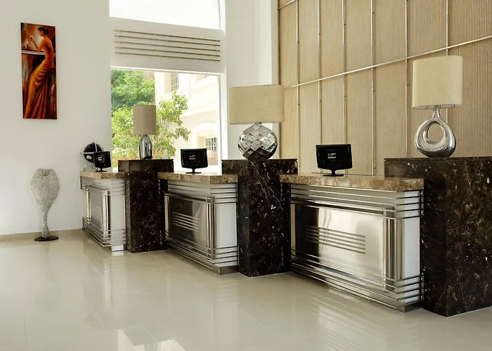 Elysees Apartmanhotel Gurdaka