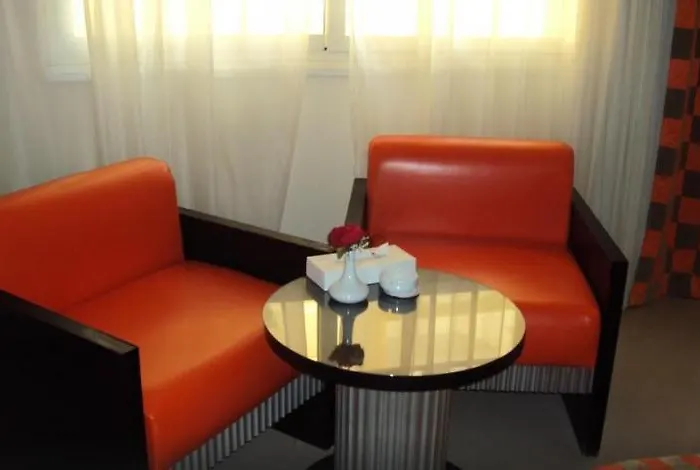 Apartmanhotel Elysees Gurdaka