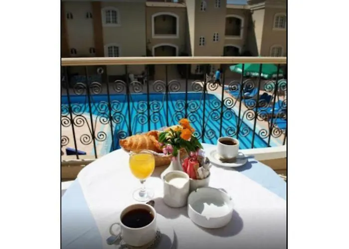 Elysees Apartmanhotel